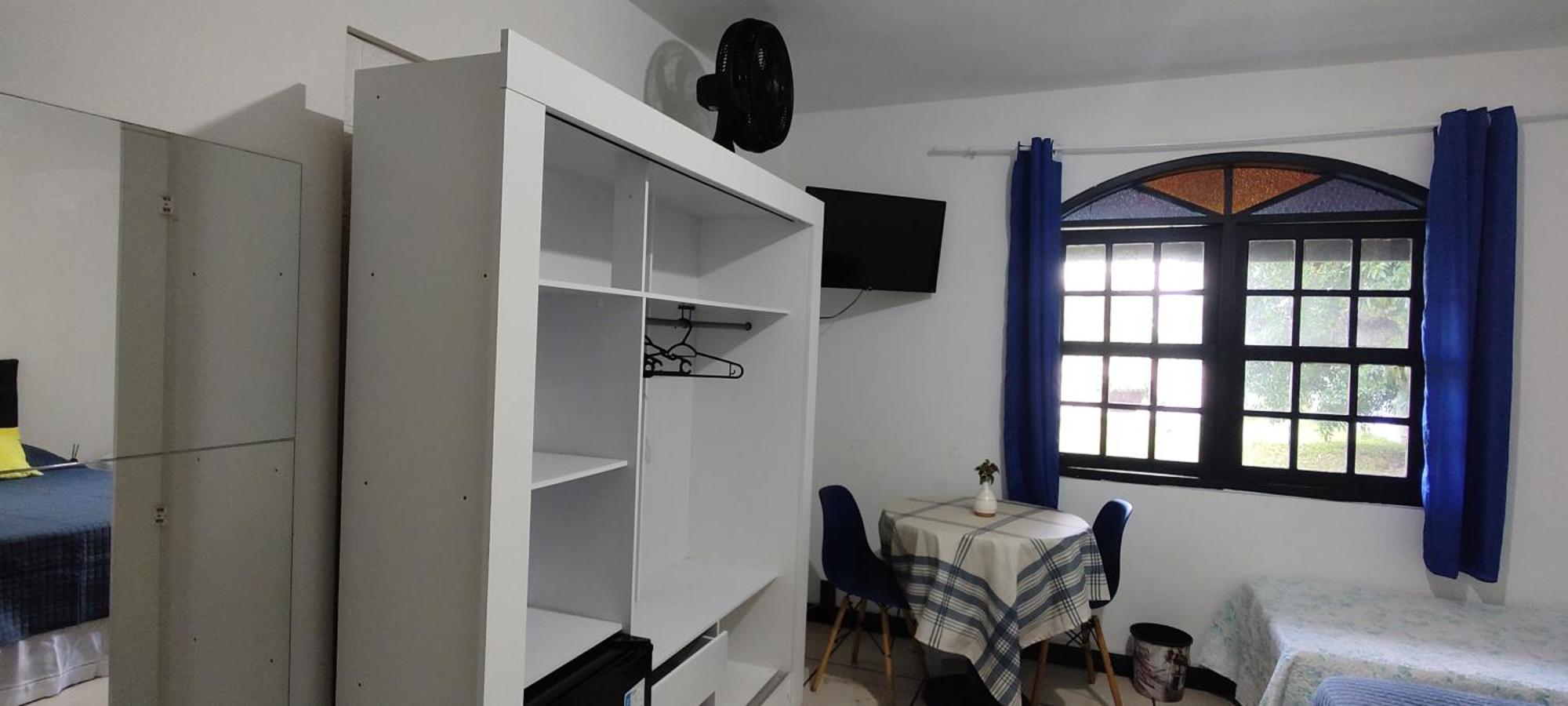 Habitación en casa particular Quarto A 200m Da Praia Do Campeche Com Piscina Florianópolis